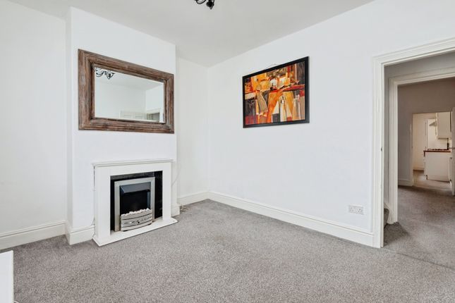 10, Marion Drive, Cheshire photo 3