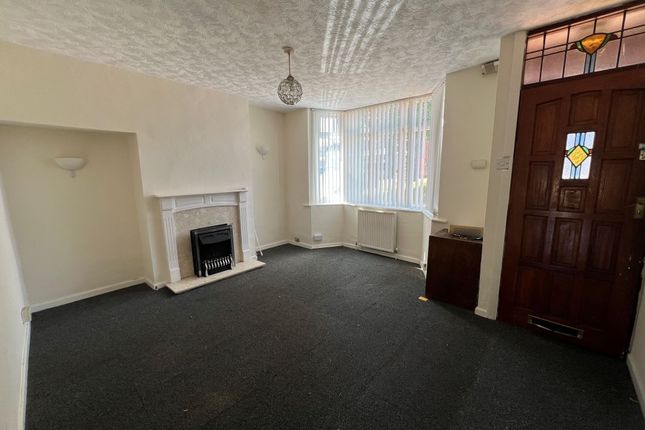 26, Kendal Rise Road, Rednal photo 2
