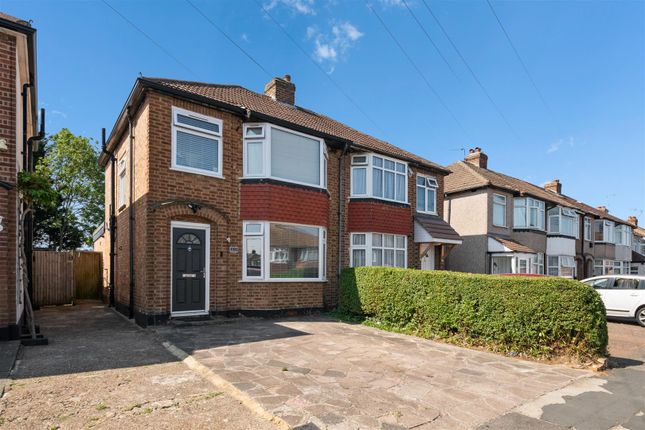 102, Sutton Court Road, Uxbridge photo 3