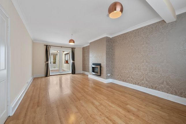 82, Haynt Walk, London photo 4