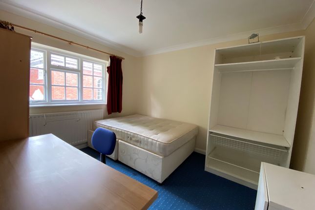 9, Grosvenor Mews, Southampton photo 3