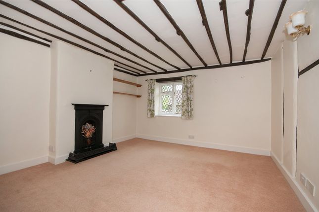 Semi-detached house to rent in Green Lane, Chipstead, Coulsdon
