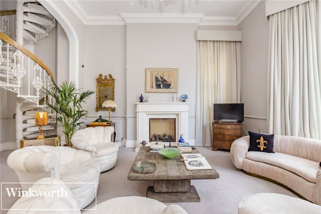 Flat for sale in First Avenue, Hove, East Sussex