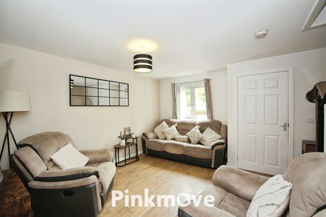 40, Coed Celynen Drive, Newport photo 2