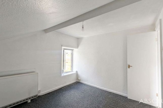Top Flat, 59 Abbey Road, Torquay photo 4