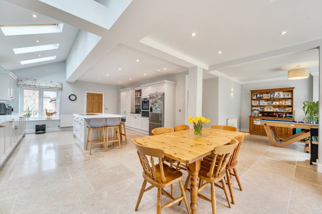 12C, Little Fryth, Wokingham photo 2