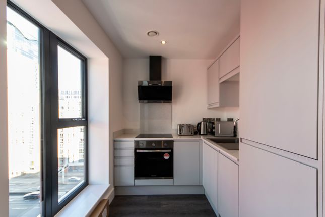 Penthouse to rent in Severn House, Severn Street, Birmingham