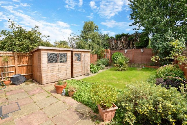 66, Lynch Hill Lane, Berkshire photo 4