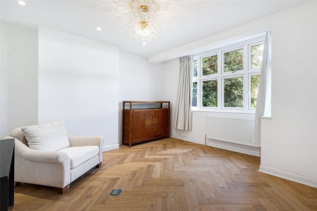 213, Kings Avenue, London photo 3