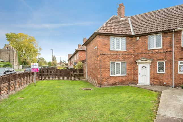 3-bed semi-detached on Hanover Street, Rotherham, £130,000