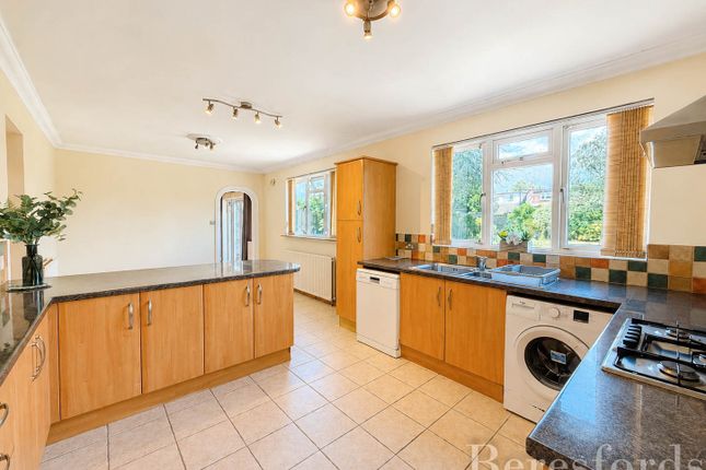 48, Curtis Road, Hornchurch photo 3