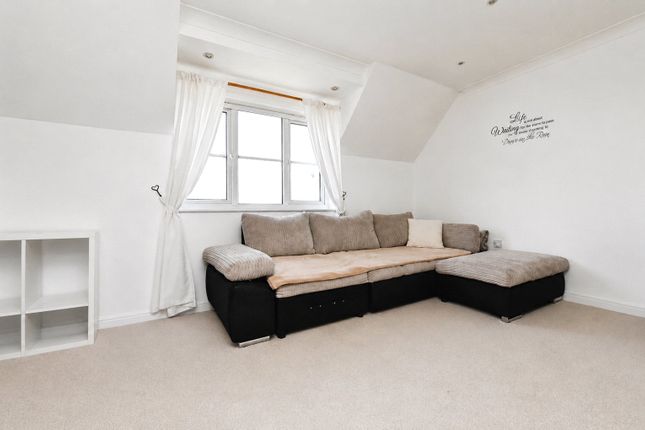 20, Czarina Rise, Basildon photo 2
