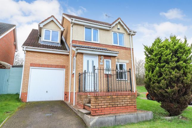 Thumbnail Detached house to rent in Braids Close, Rugby