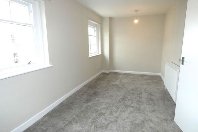 Flat 5, Cheltenham photo 3