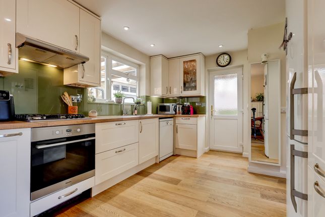 83, Ashley Drive, High Wycombe photo 3