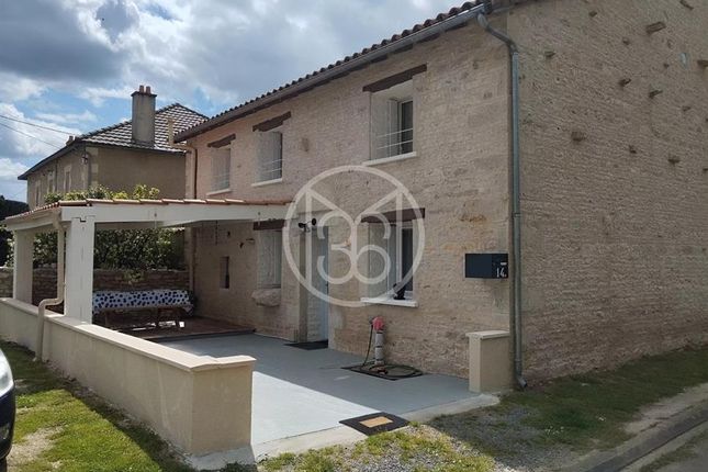Town house for sale in Civray, 86400, France, Poitou-Charentes, Civray, 86400, France