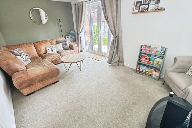 53, Kirk Road, Branston photo 4