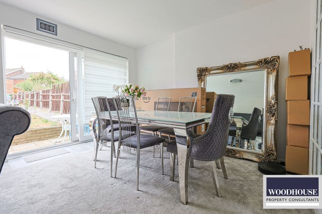 272, Hammondstreet Road, Cheshunt photo 4