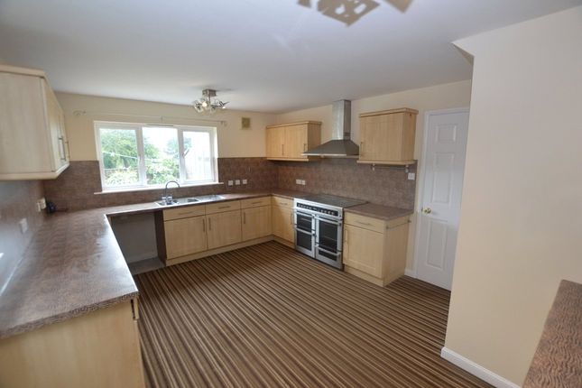 Detached house for sale in Whitecotes Park, Chesterfield, Derbyshire