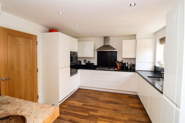 3, Gurung Way, Church Crookham photo 4