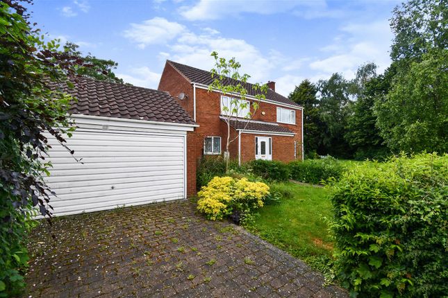 Thumbnail Detached house for sale in Cedar Close, Anlaby, Hull