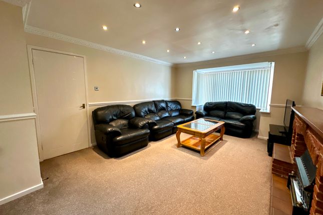 47, Bell Street, Wednesbury photo 4