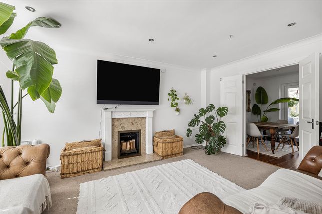 15, Hollesley Avenue, Haverhill photo 3