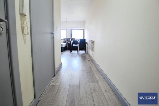 Flat 603 Olicana House, Chapel Street, Bradford photo 4