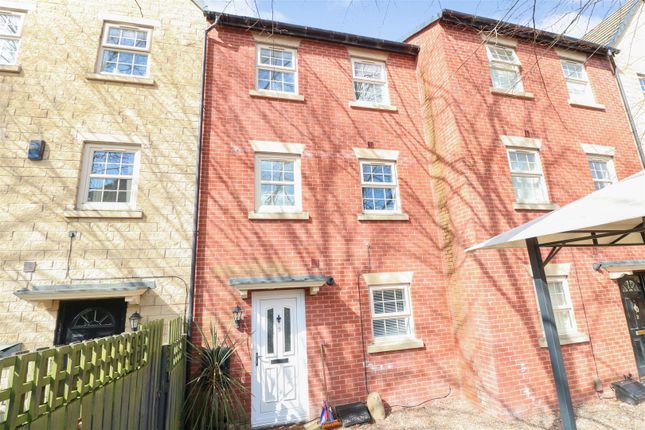 Terraced house to rent in Bailey Croft, Barnsley
