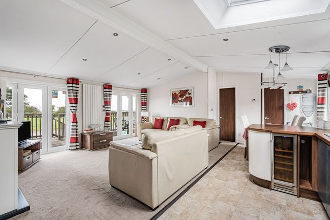 Poppy Lodge, Atlantic Bay Holiday Village, Padstow photo 5