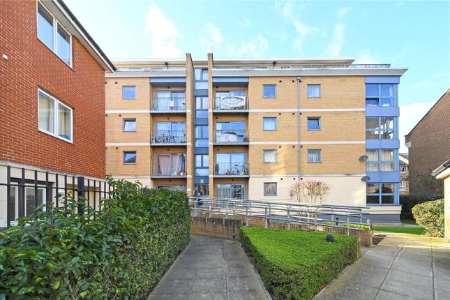 1 Bed Flat For Sale In 35 Sherwood Gardens London E14 Zoopla
