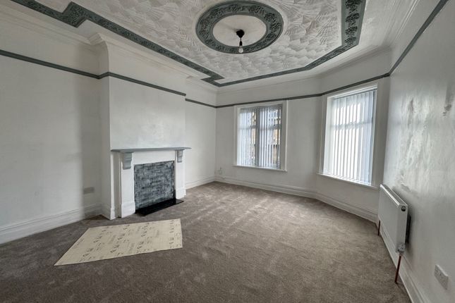 1a, DUCKWORTH GROVE, BRADFORD photo 3