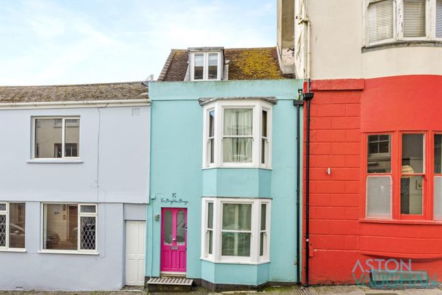 Terraced house for sale in Margaret Street, Brighton