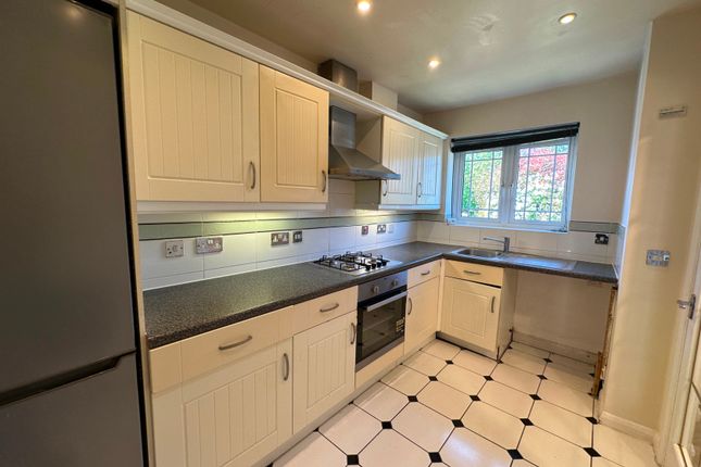 46, Woodruff Way, Walsall photo 2