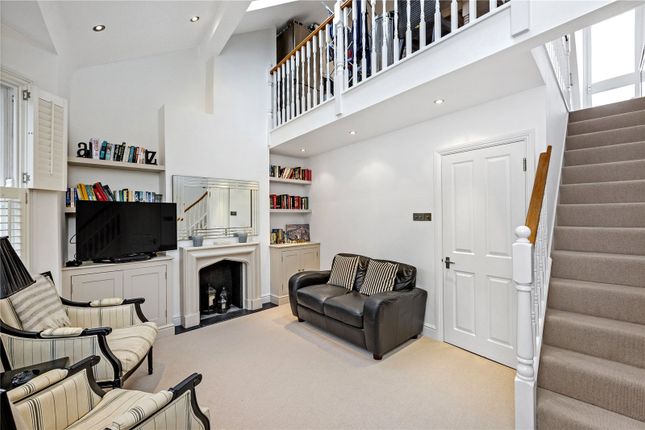 Flat to rent in Byam Street, Fulham
