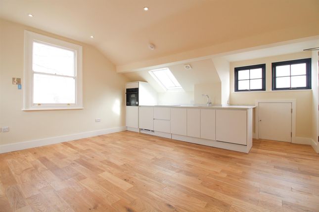 Flat 8, 88 Portland Street, Cheltenham photo 4