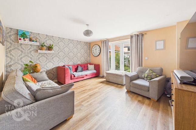 30 Swallow Drive, Wymondham photo 2