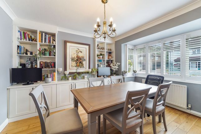 17 Horsley Close, Epsom photo 3