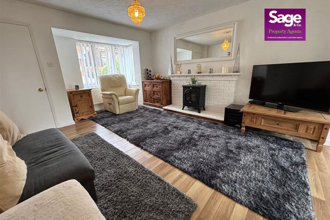 14, Buttercup Court, Cwmbran photo 4
