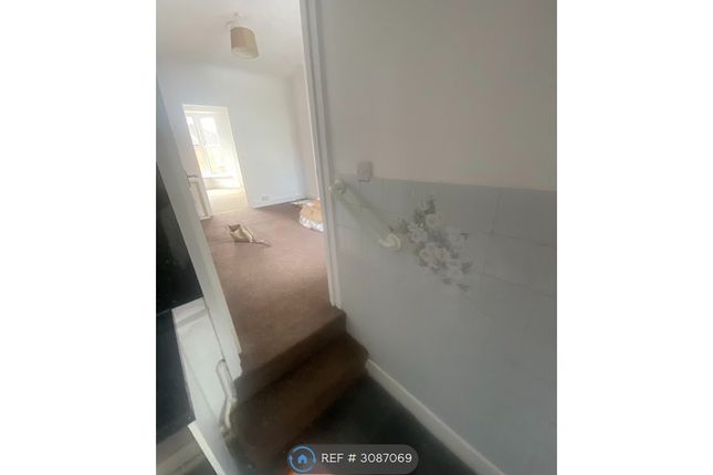 Flat, Weymouth photo 5