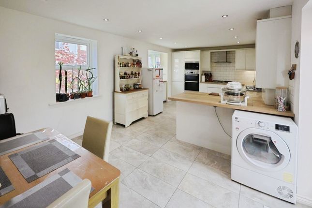 9, Lavender Crescent, Spennymoor photo 4