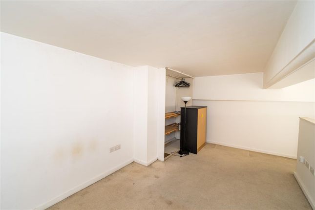 Flat 29 90, Andersons Road, Southampton photo 5