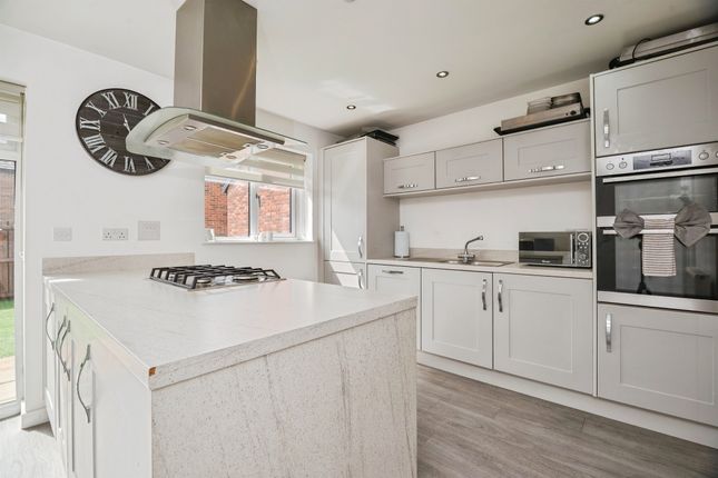 18, West Wood Road, Middlesbrough photo 2