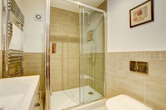 Flat for sale in Waterstead Lane, Whitby