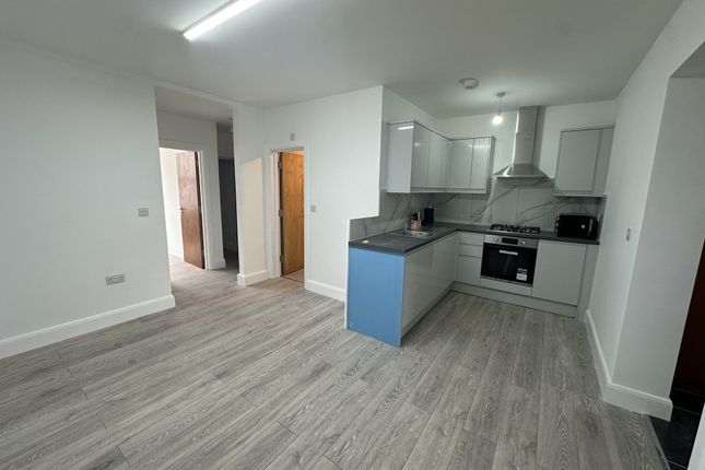 Thumbnail Flat to rent in Lewis Road, Southall