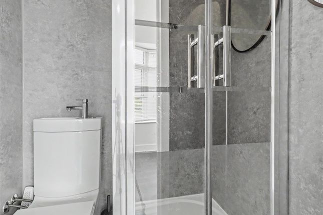 Rm 4, 9, Harmer Road, Norwich photo 4