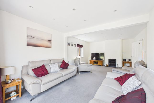 Glyndale, 8, Sunnymede Avenue, Chesham photo 3