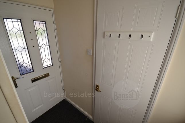 25, Hawksworth Drive, Coventry photo 2