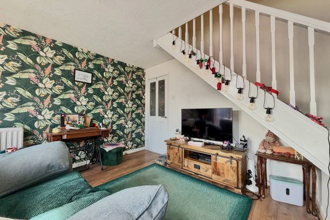 26, Patricia Drive, Tipton photo 2