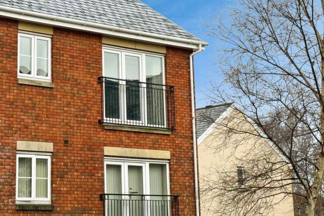 57 Clayton Drive, Pontarddulais, West Glamorgan photo 2